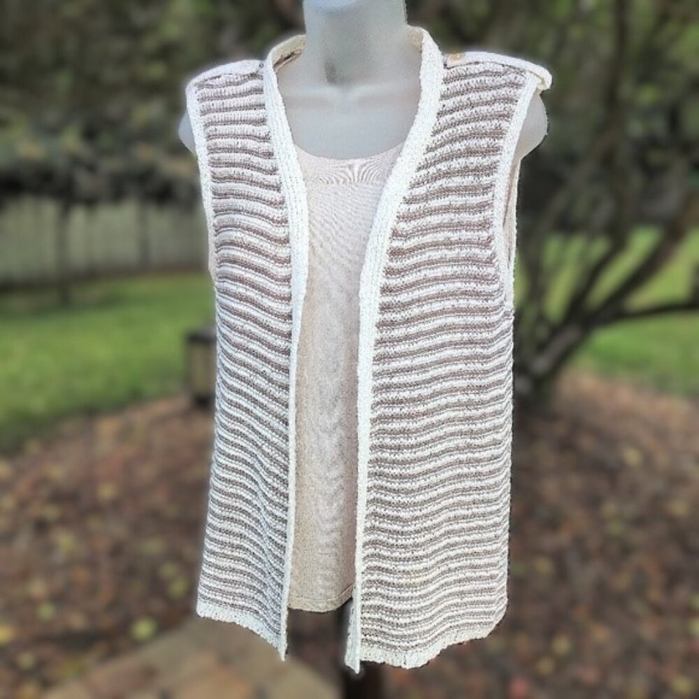 Threads Saks Fifth Avenue Vest Like New M - Picture 1 of 6